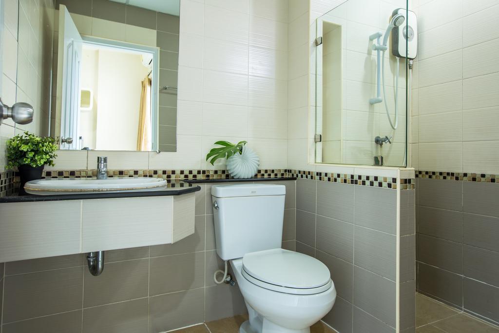 Central Place Serviced Apartment Chonburi Exteriér fotografie
