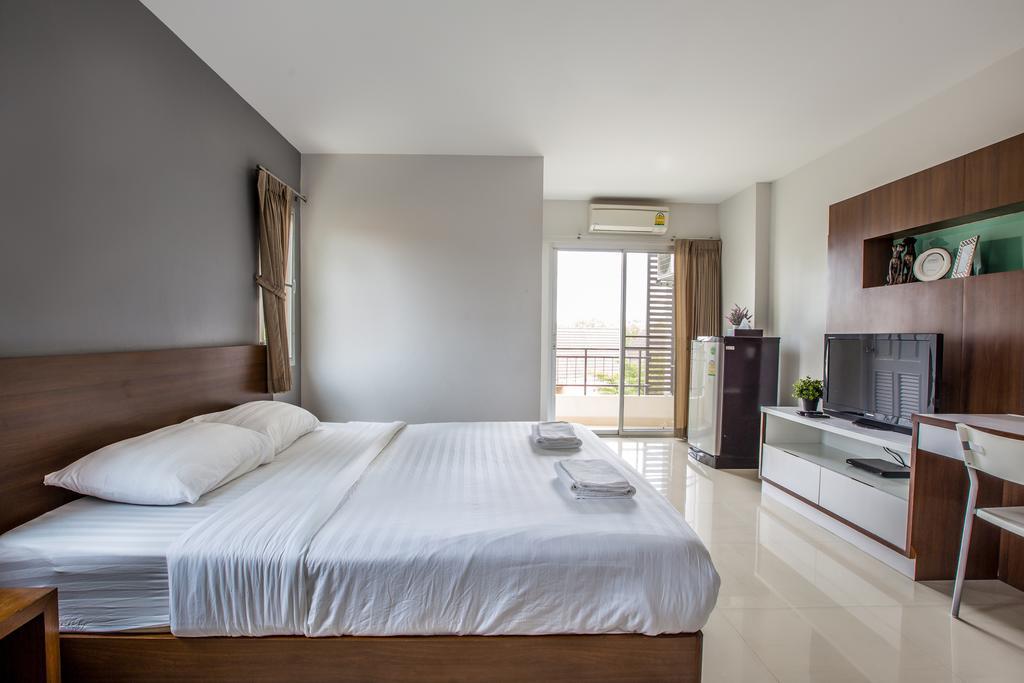 Central Place Serviced Apartment Chonburi Exteriér fotografie